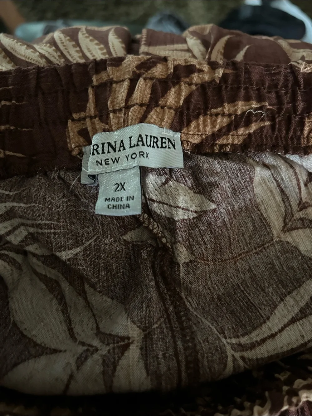 Sabrina Lauren lightweight pull